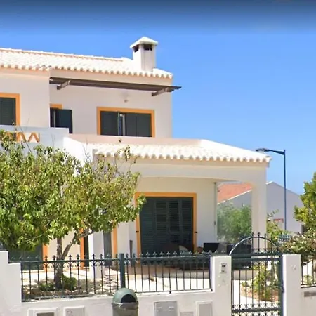 בית אירוח Kichershome